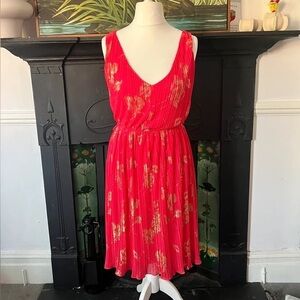 Red Sleeveless Pleated Floral Midi Dress